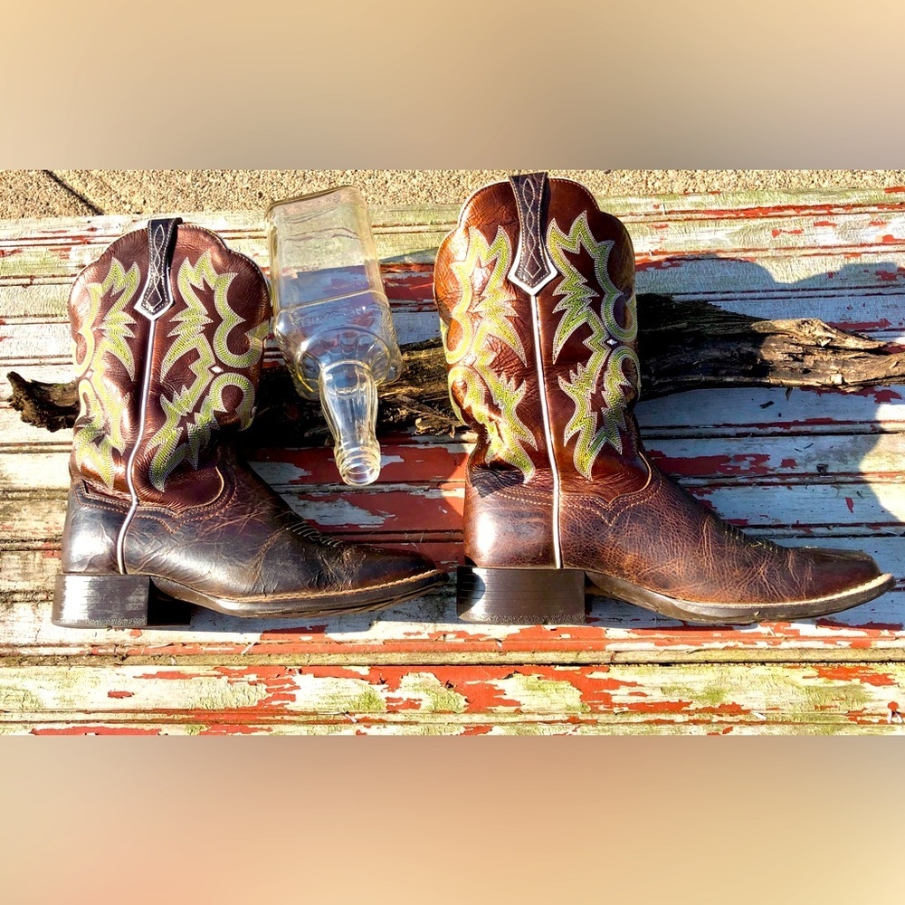 🪺Ariat Leather Tombstone Embroidered Western Boots - Picture 6 of 16